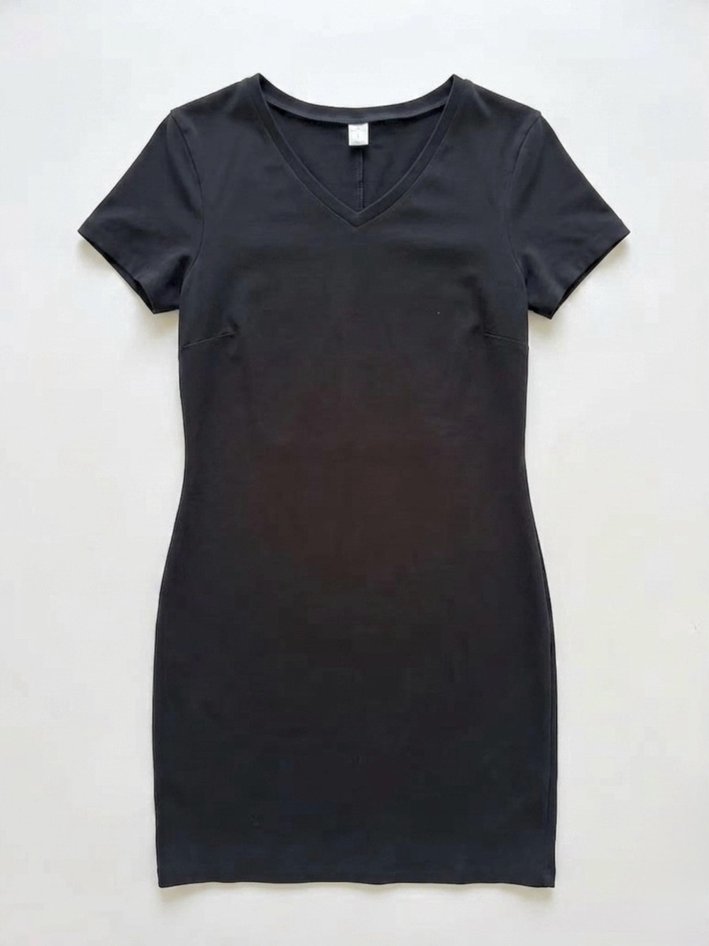 Old Navy Black V-Neck Short Sleeve Black T-Shirt Mini Dress Sz L Minimalist LBD
